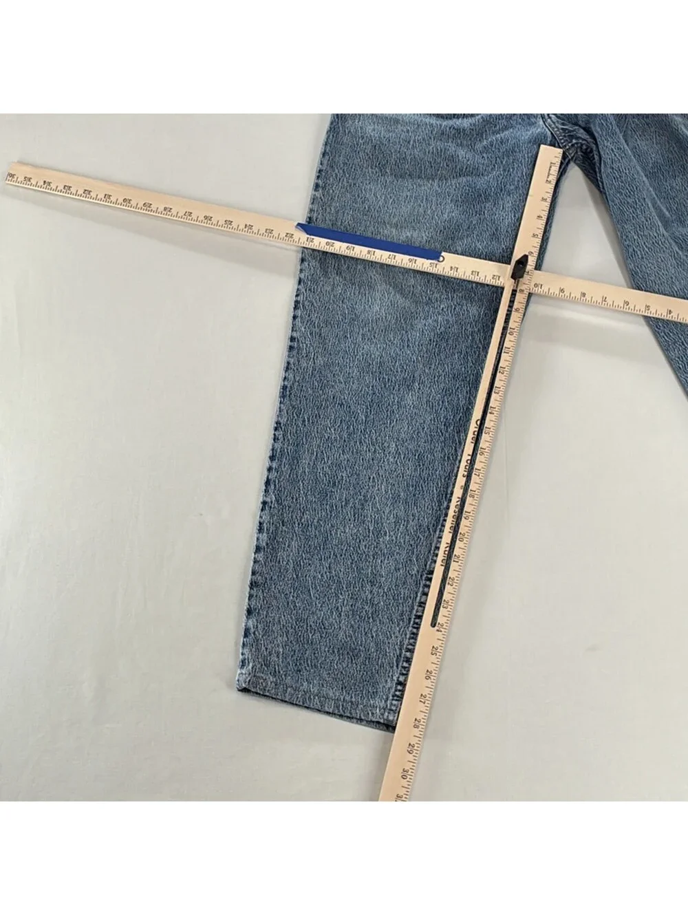 Vintage 80s Levi's Pleated Jeans Acid Wash Tapered W33 L32